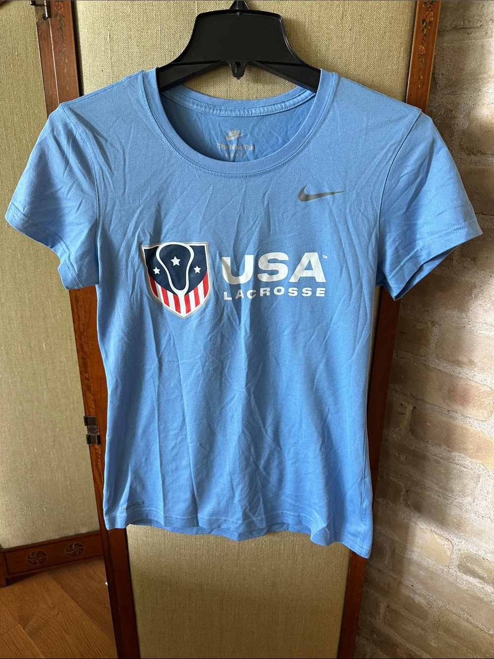 Nike Light Blue USA Lacrosse Drifit size small Short Sleeve Tee